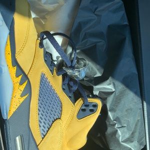 Meet your Posher, Pierre